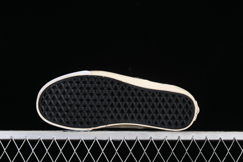 Vans TDC Tokyo Design Collective Old Skool Slip-On Premium Low-Top Casual Skate Shoes - VN000MXHDT4