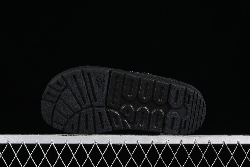 New Balance CRV CAP V2 Casual Sneakers with Flat Sole and Mesh Upper - SD3205BB2