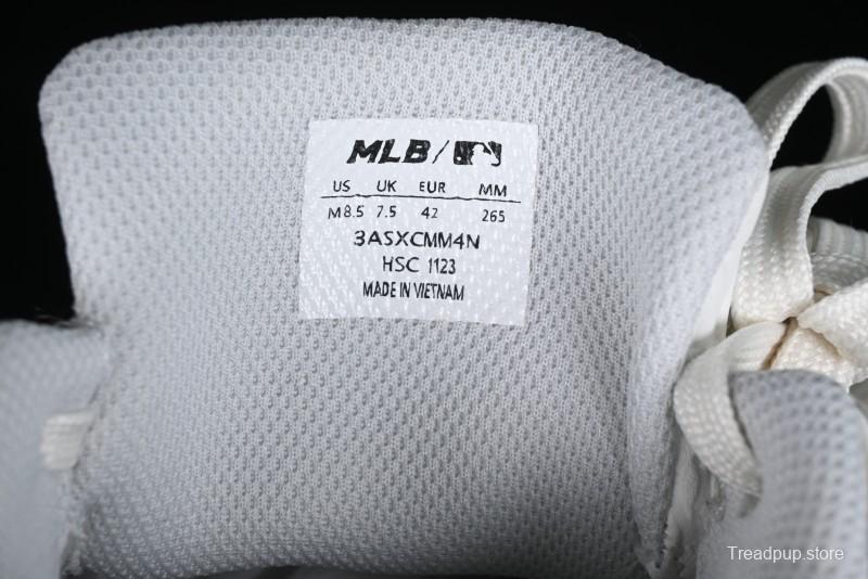 MLB Chunky Liner New York Yankees Sneakers with Lightweight Thick Sole and Hook Loop Closure - 3ASXCMM4N50GRS