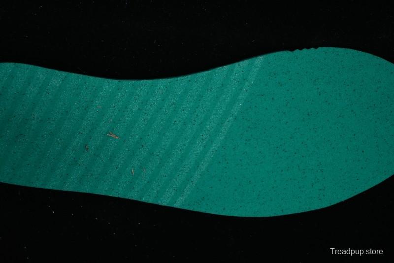 Nike Air Jordan 4 Remastered Sneakers in Black, Light Bone and Dark Grey - FQ7939-100