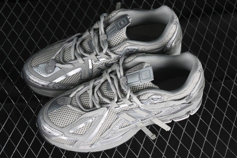 New Balance 1906 Series Retro Dad Style Casual Running Shoes with T-Beam Outsole and Exposed Cushioning - M1906AG