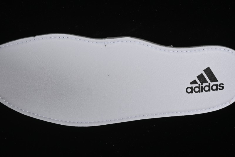 Adidas Originals Taekwondo JQ4774 Low-Top Training Shoes for Comfortable Non-Slip Workouts