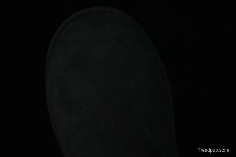 UGG Classic Ultra Mini Short Boots with Genuine Australian Sheepskin and TREADLITE Outsole - 1116109