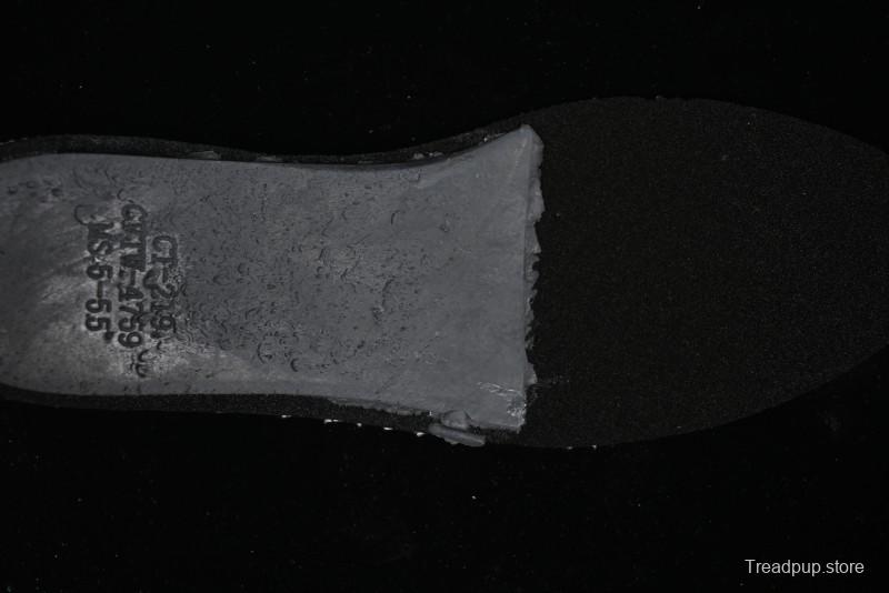 Converse One Star Hello Kitty Collaboration Low-Top Casual Sneakers with Embroidered Bow - 362940C