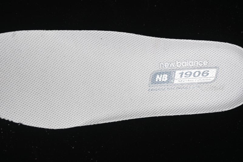 New Balance 1906 Series Retro Dad Style Casual Running Shoes with T-Beam Outsole - M1906AG