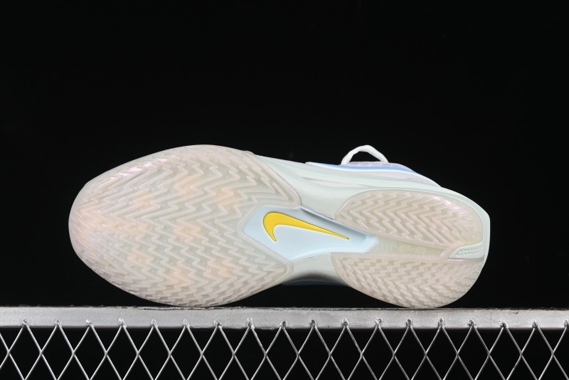 Nike Air Zoom G.T.Cut 3 EP Basketball Shoes with ZoomX Foam and Flywire Technology - HF5445-141