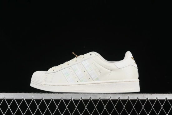 Adidas Superstar HQ6668 Casual Sneakers with Shell Toe Design