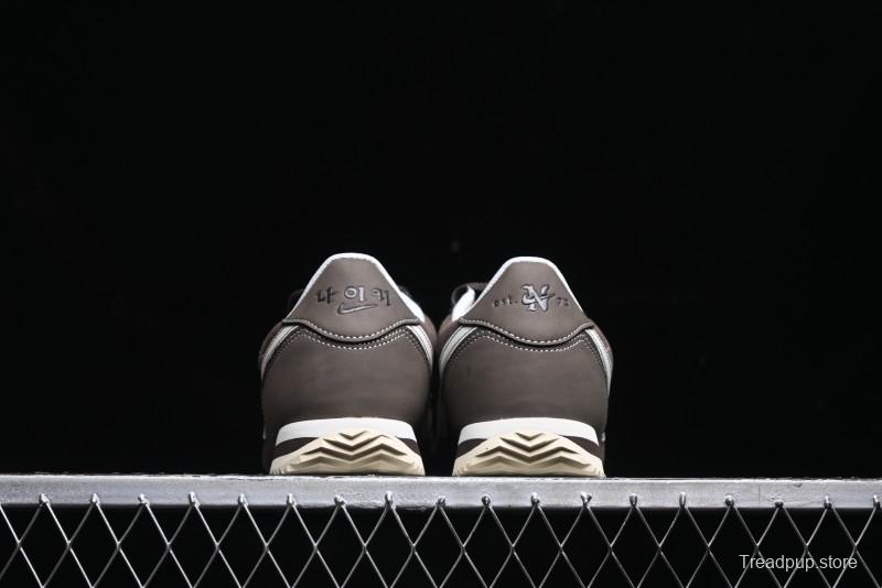 Nike Classic Cortez Leather Retro Running Shoes - FQ8144-237