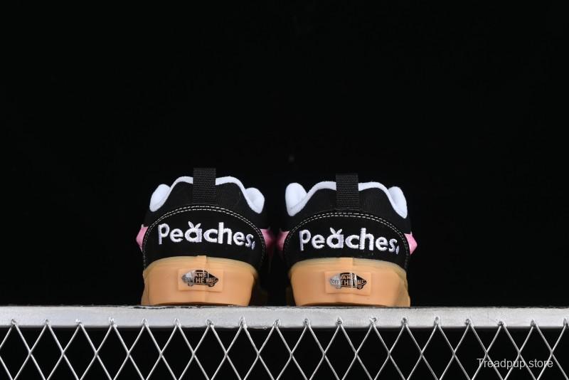 Vans Classics Knu Skool Vulcanized Skate Shoes in Black & Pink - VN0014QC0BV