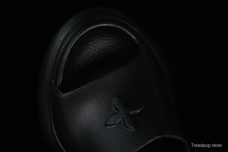 SMFK COMPASS Embossed One-Word Platform Slides - E9066