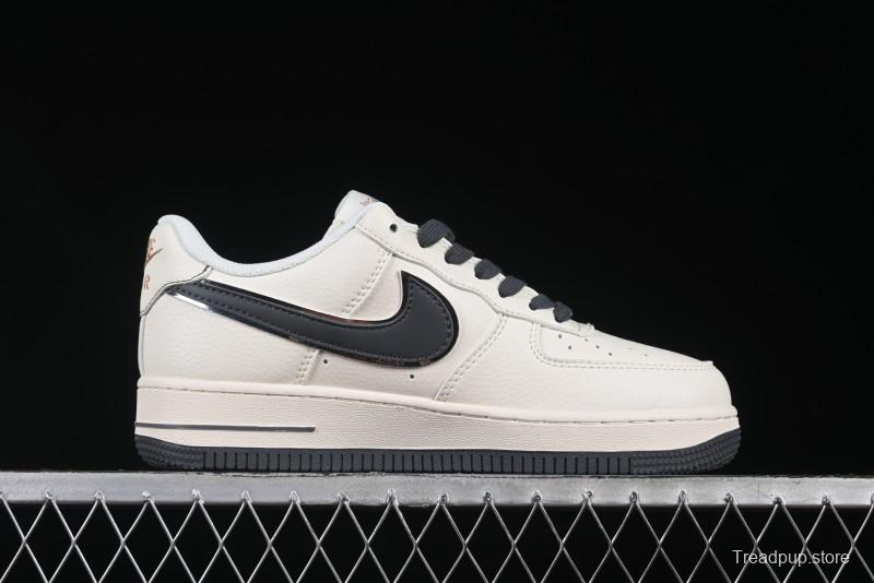 Nike Air Force 1 '07 Low Casual Sneakers in Black Pigskin - XZ6188-705