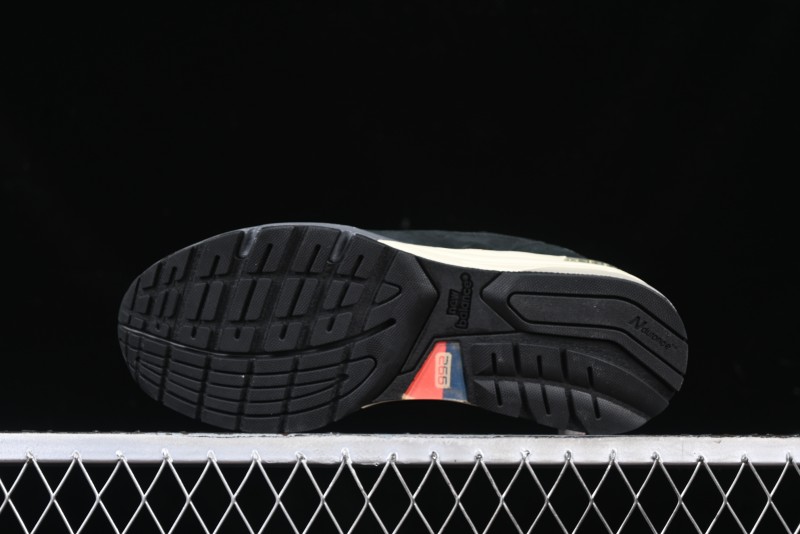 New Balance Made In USA 992 Classic Retro Running Shoes with Superior Cushioning - M992BL