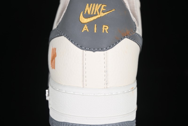 Nike Air Force 1 '07 Low UN Collaboration Beige Grey Metal Tag Casual Sneakers - DF0188-023