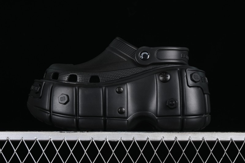 Balenciaga Hardcrocs Slide EVA Round-Toe Ultra Thick Sole Clog Sandals - W1S8N1010
