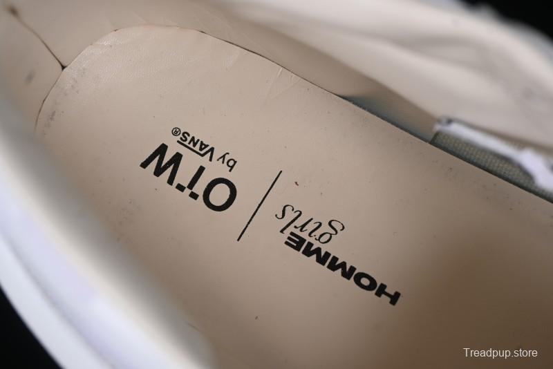 Vans HommeGirls x Sk8-Mid Fashion Casual Mid-Top Suede Skate Shoes with Bold Side Stripes - VN000NBN2VZ