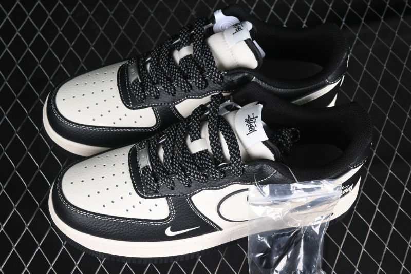Nike Air Force 1 '07 Low Stussy Collaboration Black & White Swoosh Casual Sneakers - XZ6188-081