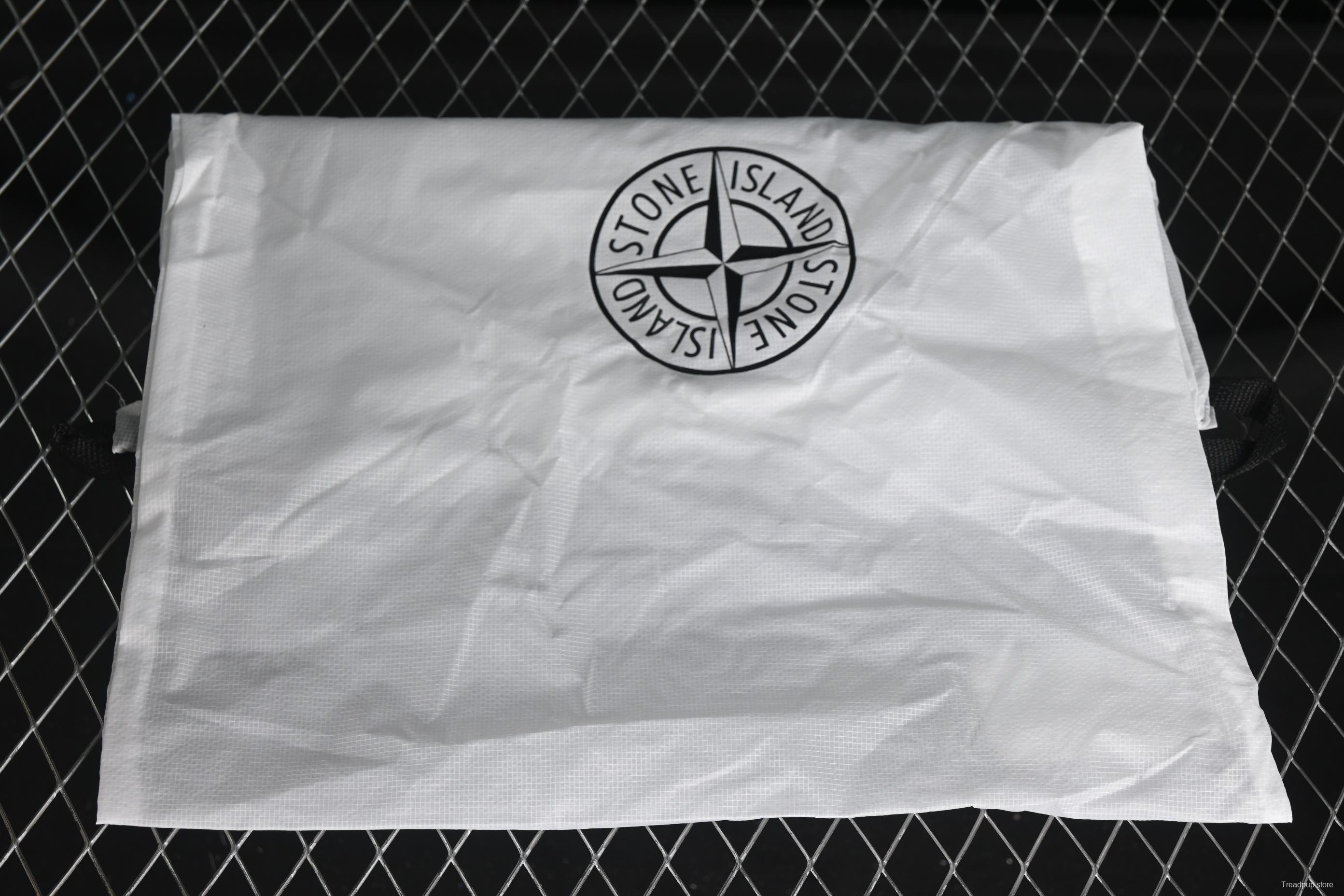 Stone Island Grime Panelled Low-Top Lifestyle Sneakers in Dark Brown - MO78FWS0303