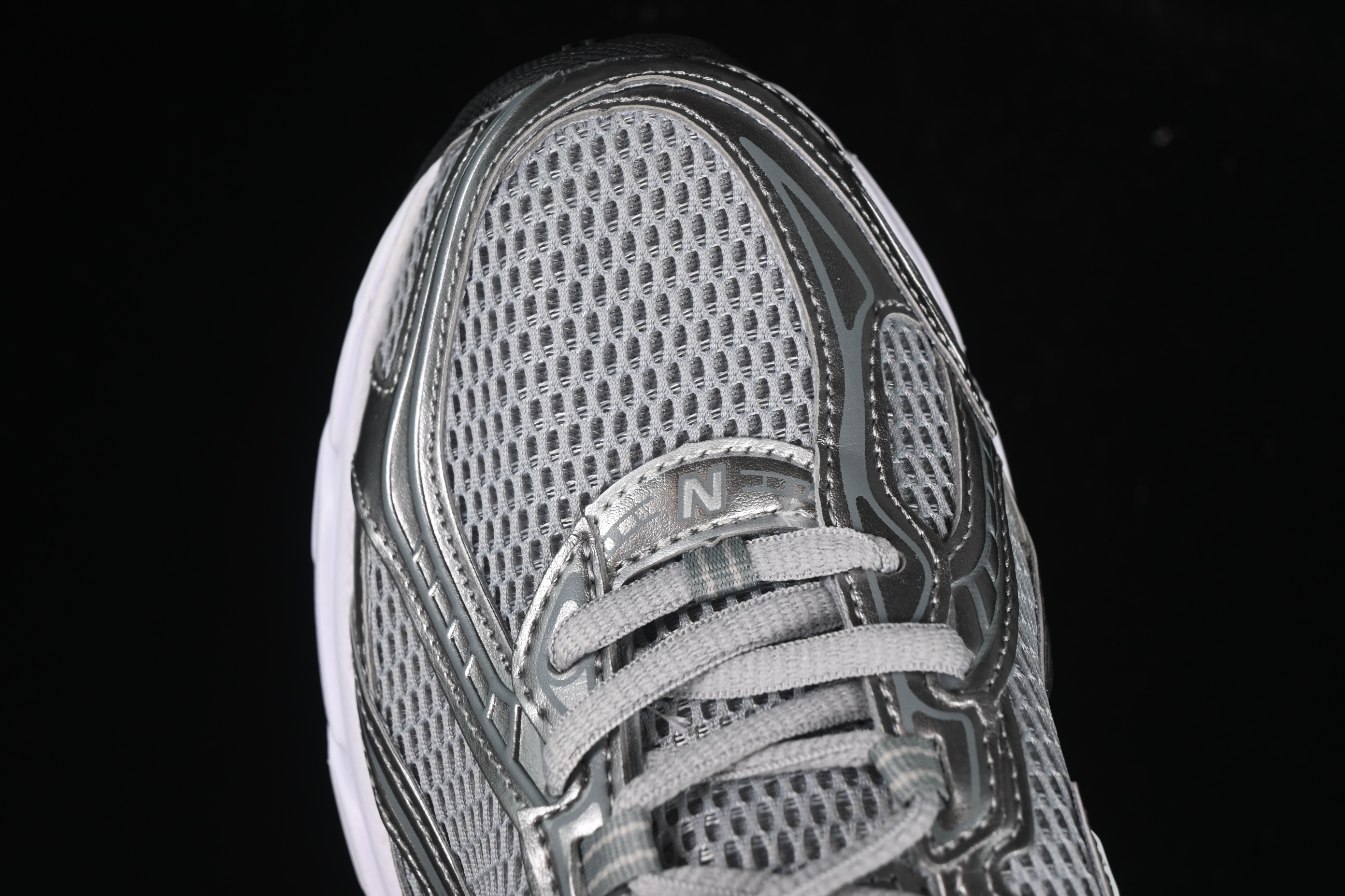 New Balance 740 Series Retro Dad Style Casual Sports Running Shoes - U740SG2