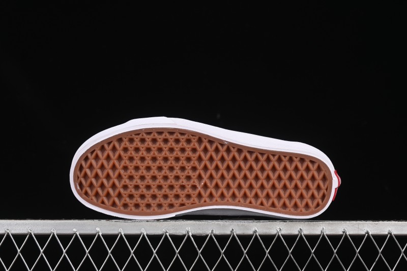 Vans Sk8-Low White Red Checkerboard Slip-Resistant Casual Skate Shoes - VN0A4UUK4W9