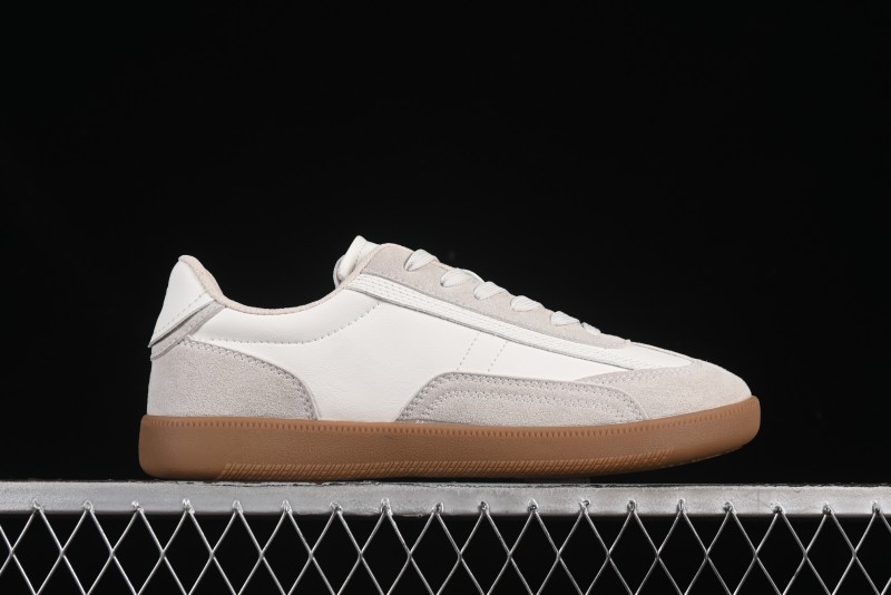 Ecco Men's Casual Series Fashion Sneakers with Shock-Absorbing Sole and Breathable Upper - 63082901002