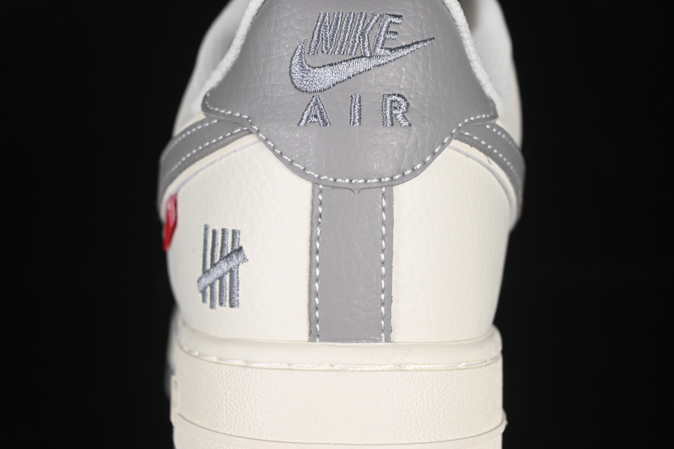 Nike Air Force 1'07 Low UN Collaboration Double Swoosh Red Label Casual Sneakers - CS5288-007