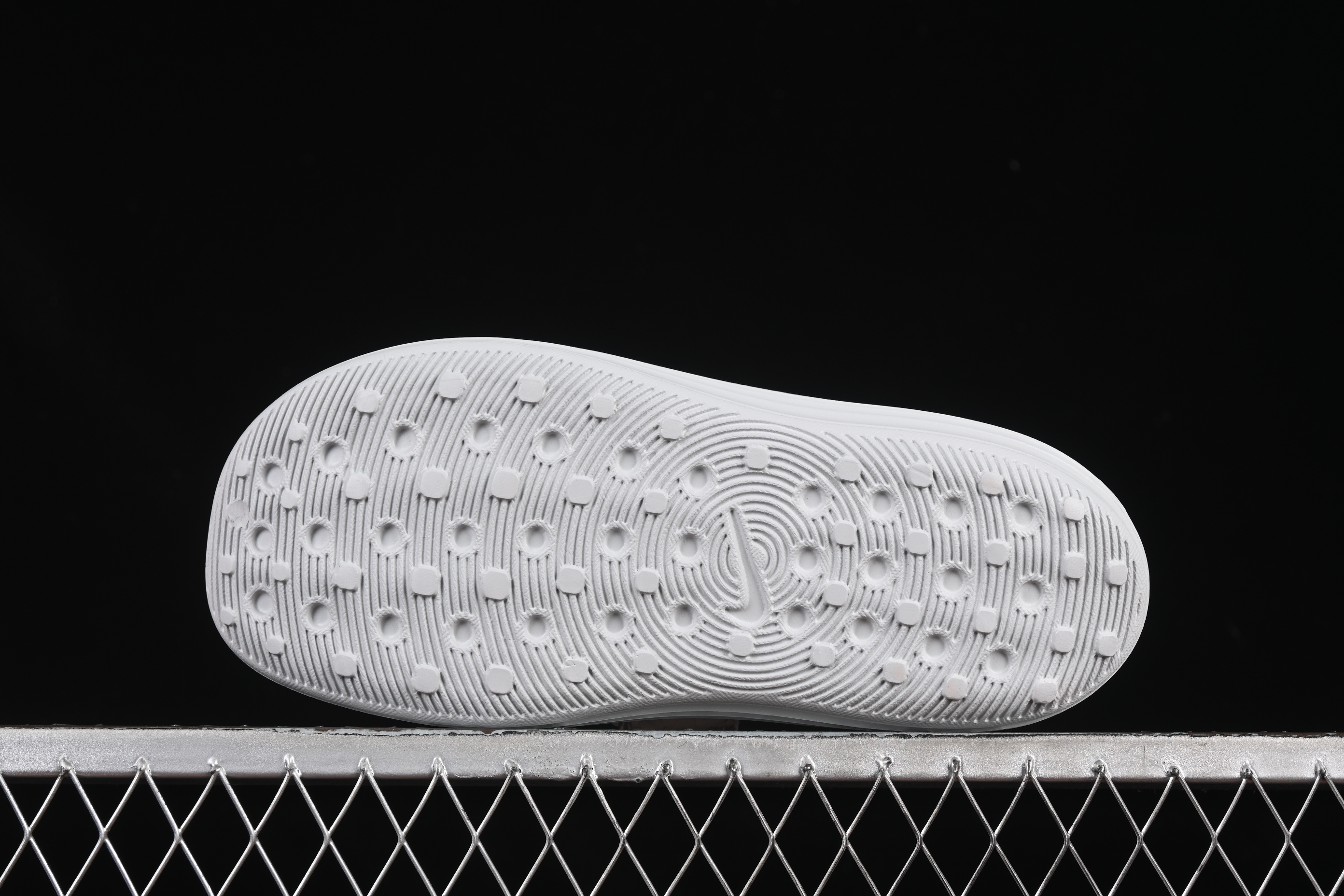 Nike ReactX Rejuven8 Slide Summer Sandals with Soft ReactX Foam for Ultimate Comfort - HV4484-002