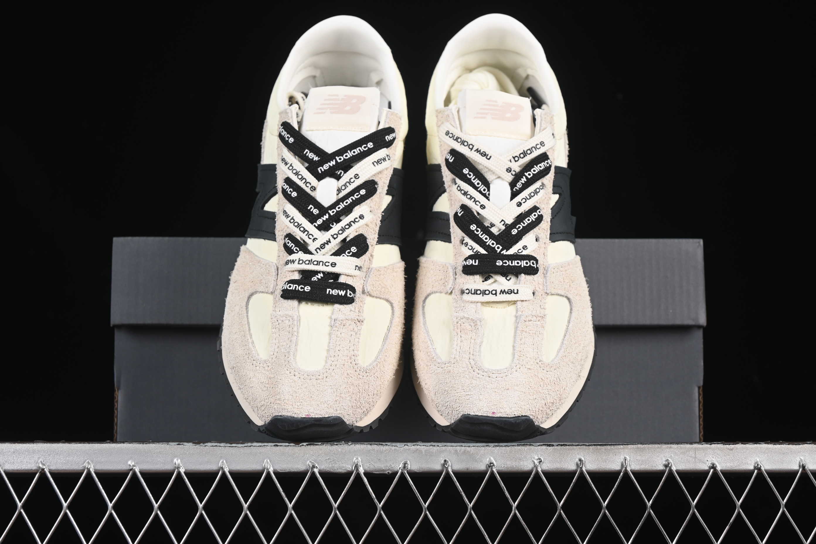 New Balance 471 Series Fabric and Leather Casual Lifestyle Shoes - U471AM