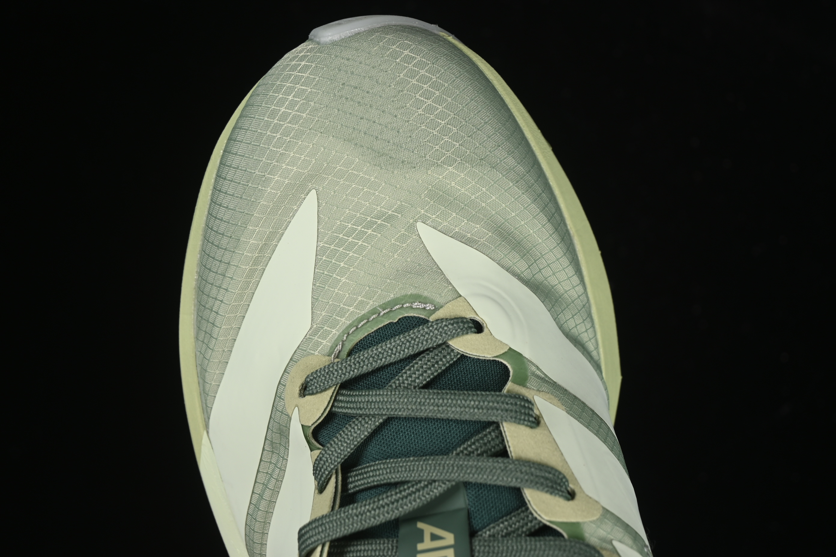 Adidas Adios 9 M Running Shoes with Lightweight Upper and Cushioning - JS3138