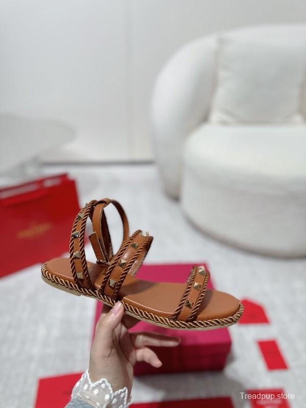 2025 Women Valentino Brown Leather Sandals Braided Craftsmanship LY00250