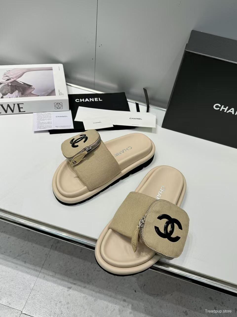 2025 Slippers Chanel Beige Canvas Slippers