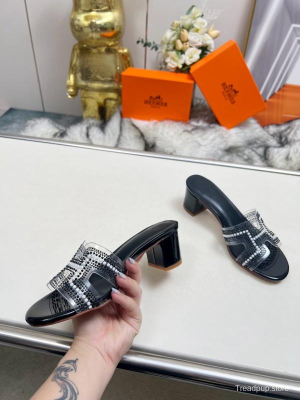 2025 Women Hermès Black Leather Slippers H Pattern MJ00180