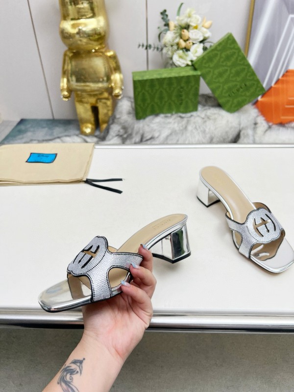 2025 Women Gucci Silver Leather Slippers MJ00190