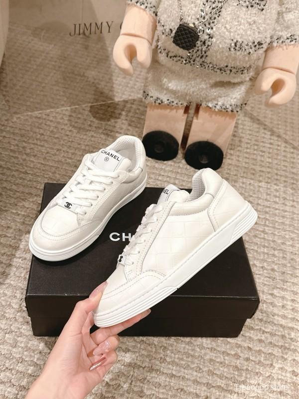 2025 Women Chanel White Leather Sneakers