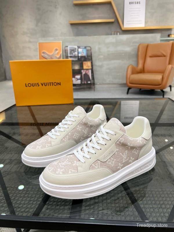 2024 Unisex Louis Vuitton Beige White Leather Mesh Sneakers MJ00400