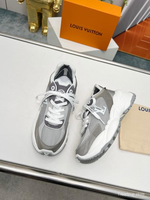 2025 Unisex Louis Vuitton Grey White Mesh Leather Sneakers Monogram LY00340