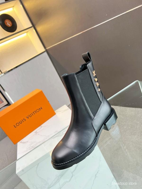 2024 Women Louis Vuitton Black Leather Ankle Boots MJ00310