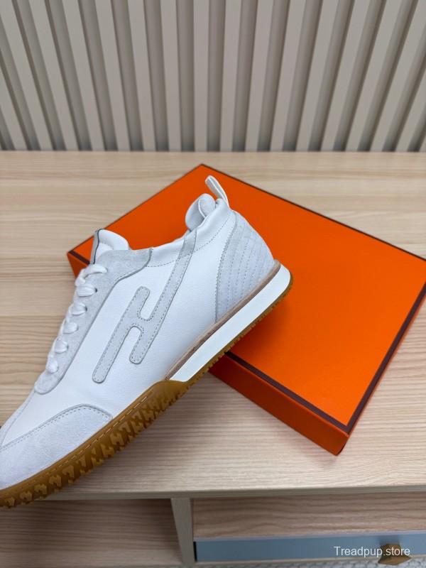 2025 Unisex Hermès White Suede Down Fabric Sneakers KFY00300