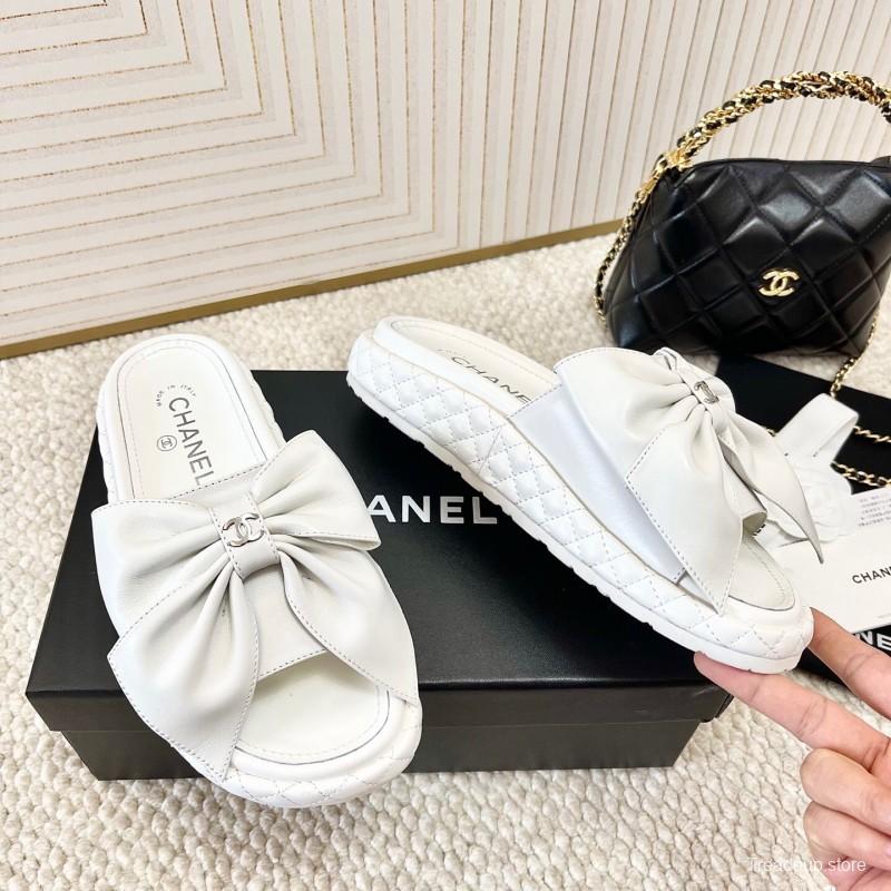 2025 Women Chanel White Leather Slippers Bow Detail KFY00310