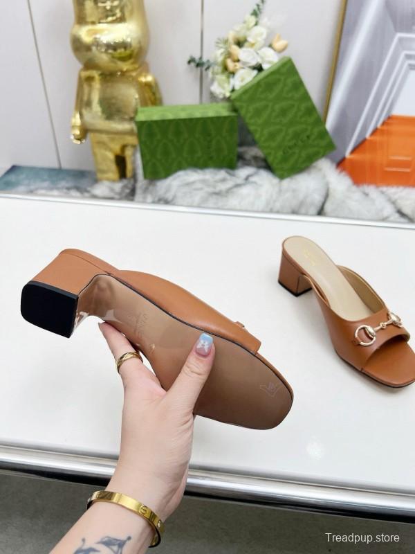 2025 Women Gucci Brown Leather Mules Classic Buckle MJ00180/215