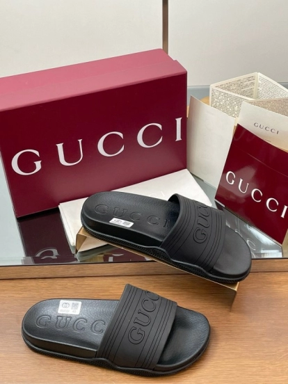 2025 Slippers Gucci Black Rubber Slippers LY00175