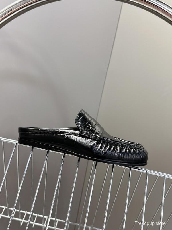 2025 Women Yves Saint Laurent Black Calfskin Loafers KFY00330