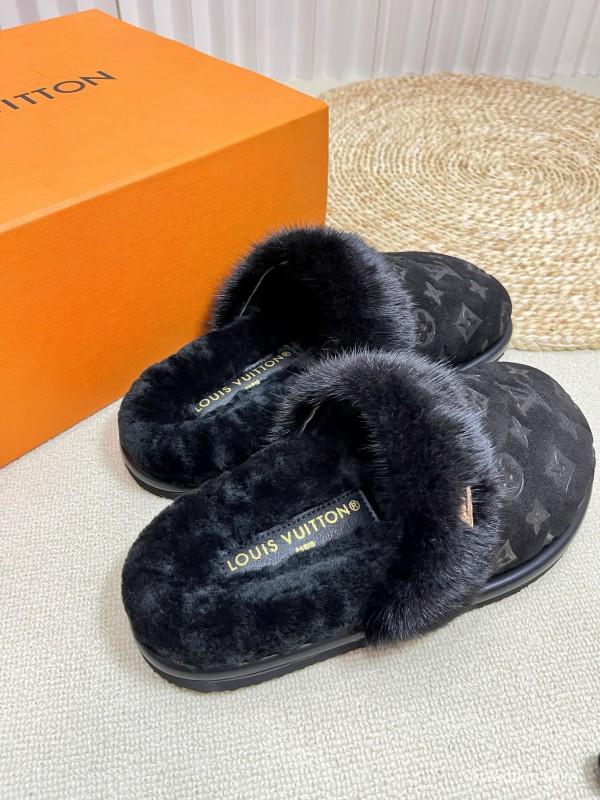 2024 Women Louis Vuitton Black Fur Slippers MJ00340