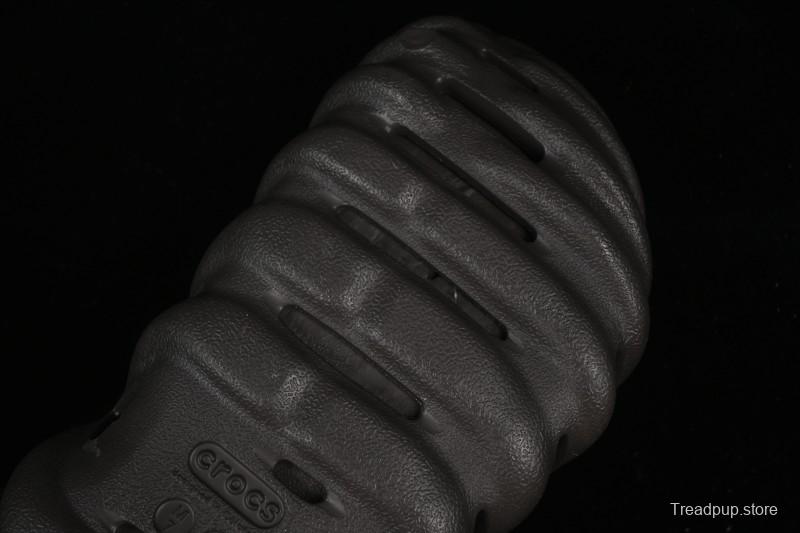 Crocs Bobs Flat Heel Closed Toe Slip-On Beach Clog Sandals - B.D4