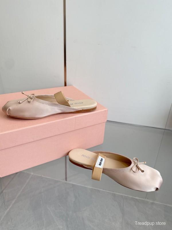 2025 Women Miu Miu Beige Satin Slippers KFY00280
