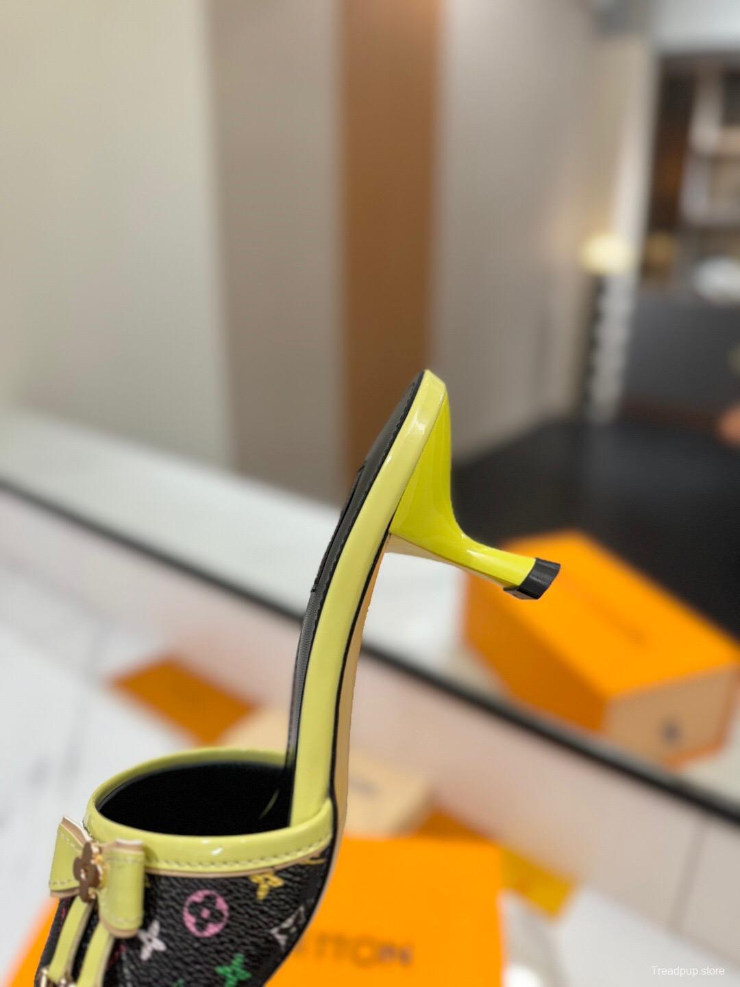 2025 Women Louis Vuitton Multicolor Leather Sandals KFY00310