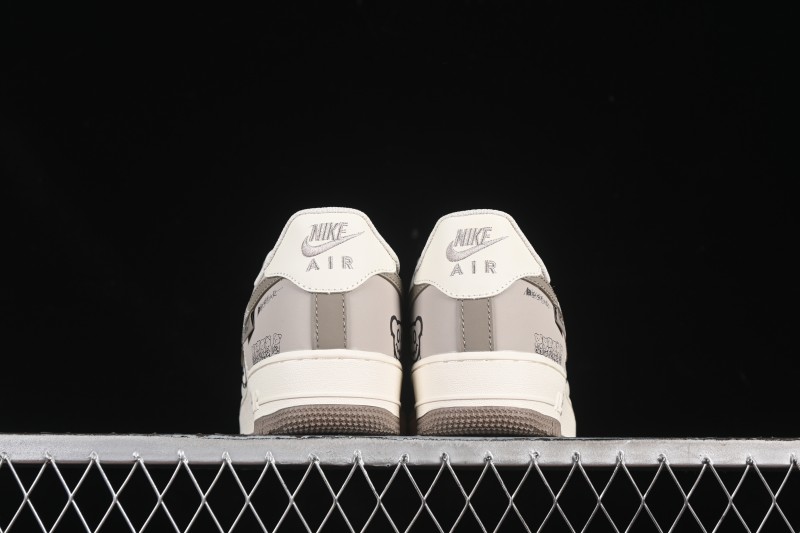 Nike Air Force 1'07 Low Smiling Bear Casual Sneakers - DB3301-881