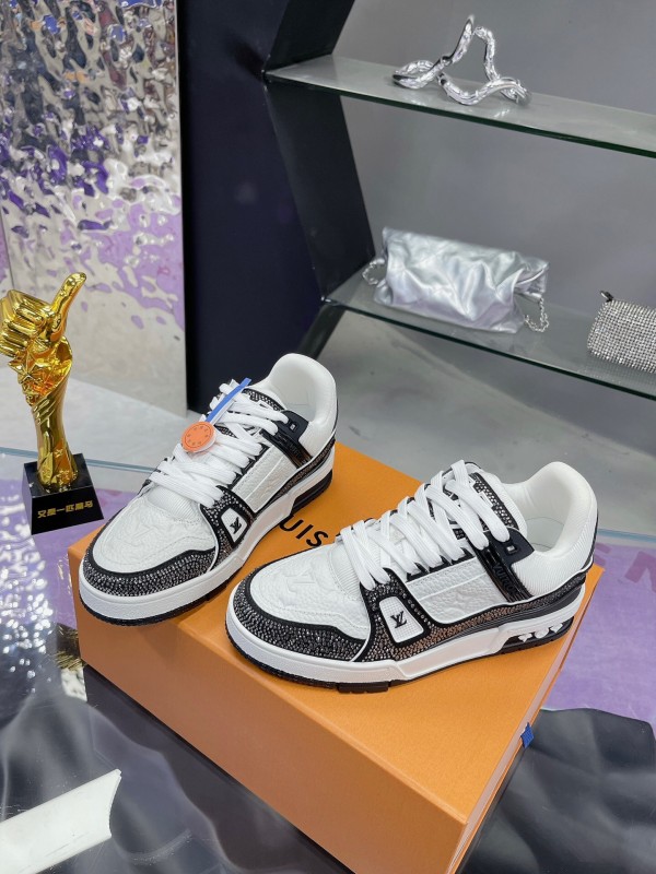 2025 Unisex Louis Vuitton White Black Leather Fabric Plimsolls Handcrafted Rhinestones AS00400