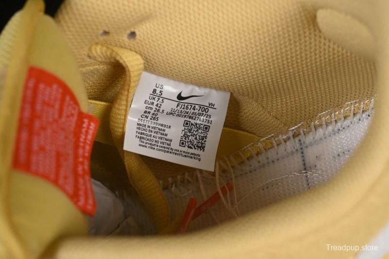 Nike SB Dunk Low Saturn Gold Low-Top Skate Shoes - FJ1674-700