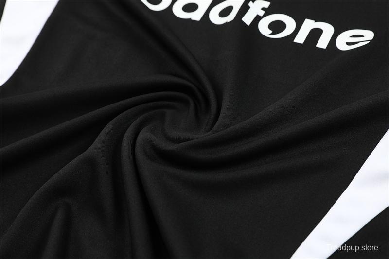 Retro 02/03 Manchester United Black Half Zipper Jacket