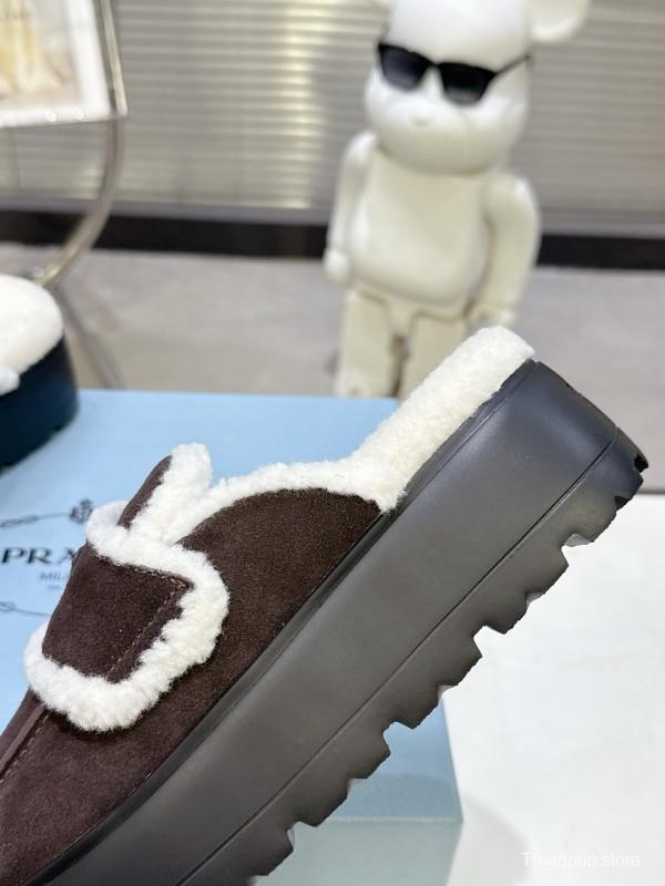 Prada SS25 Early Spring Fur Slippers with Rubber IP Ultra-Light Foam Sole - KFY00280